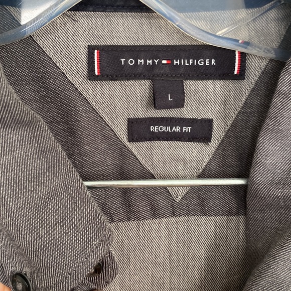 Tommy Jeans Dress Shirt - Picture 4 of 4